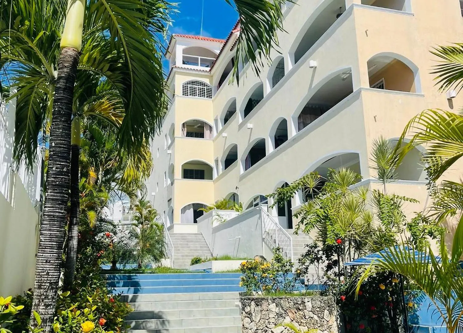 Apartamento En La Playa 1A - Residencial Marina Bay Cuevas